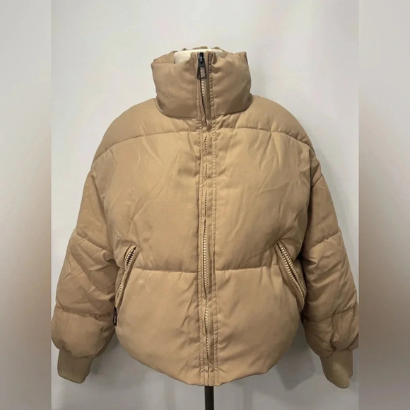 Pink Diamond Giselle Puffer Jacket small - Picture 2 of 16